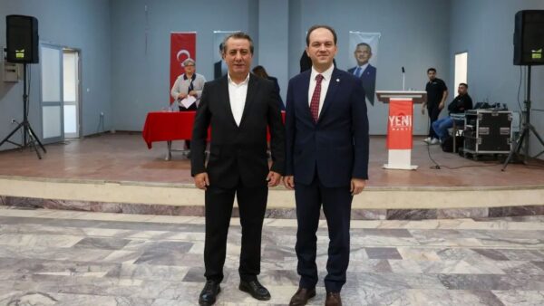 Efeler'de YENİ Parti