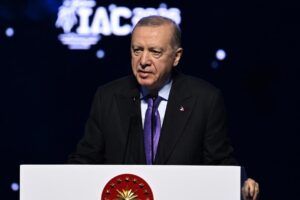 Erdoğan Çırağan'da Uluslararası