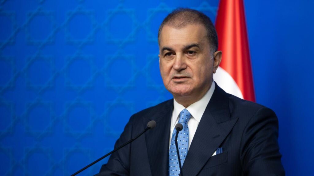 Erdoğan kürsüye çıktı, Yeni Parti salonu terk etti; Bahçeli'den ilk yorum