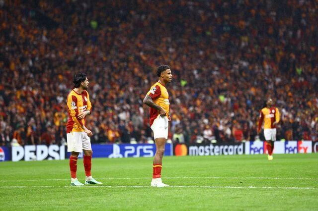 Galatasaray, Barcelona'ya 4-1 Yenildi: Şampiyonlar Ligi Puanı Olmadı