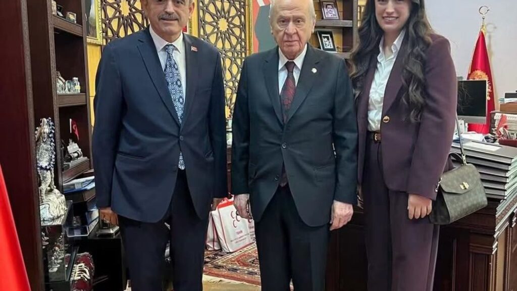Haluk Alıcık ve Kızı MHP Lideri Devlet Bahçeli'yi Ziyaret Etti