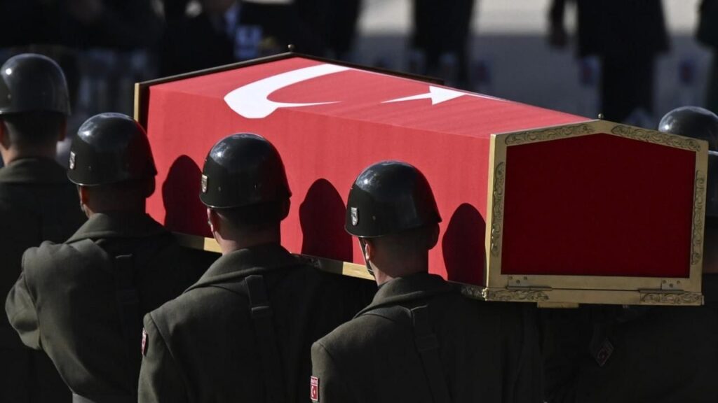 Hudut geçişinde ateş açıldı: Bir asker şehit oldu