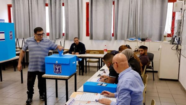 İsrail Sandıklarında Düğüm