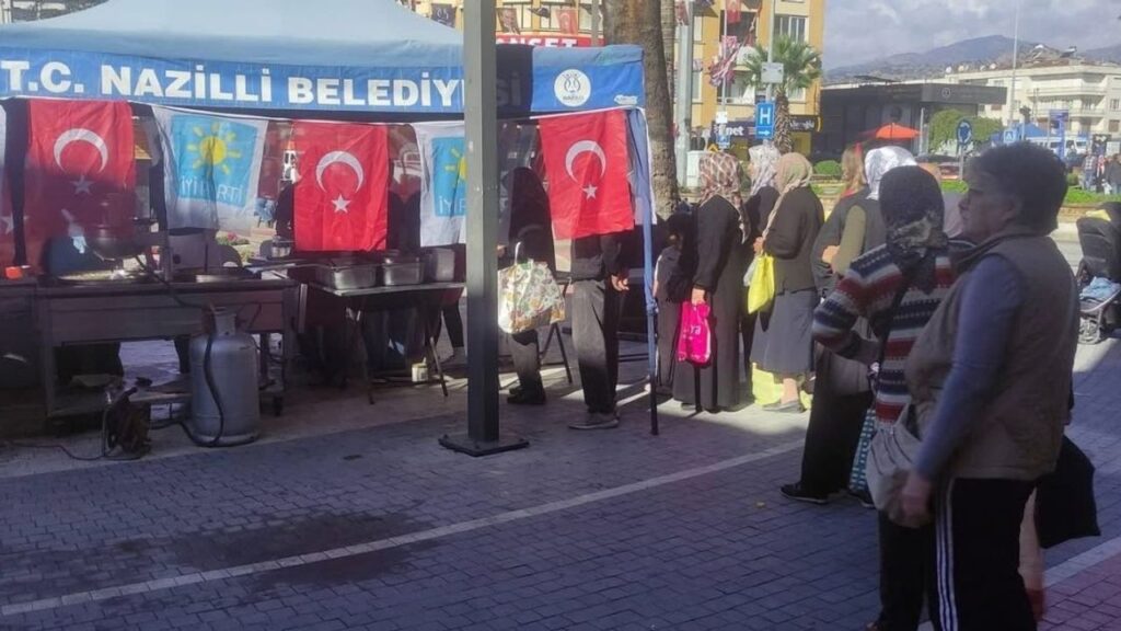 İYİ Parti Nazilli’de Cumhuriyet’in 103. Yılına Lokma Hayrı