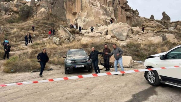Kapadokya'da Peribacası Çöktü: