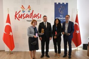 Kuşadası Kardeş Şehirleriyle