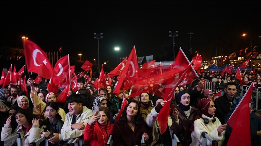 Kuşadası’nda Cumhuriyet Bayramı 103. Yıl Coşkusuyla Dolu Kutlama