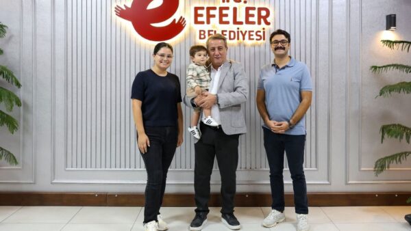 Teoman’ın Gülüşü Başkan