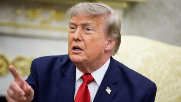 Trump Irak'tan Onurlu
