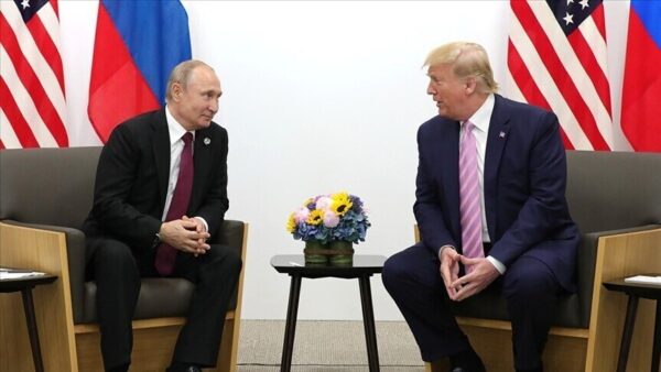 Trump, Putin'la Rusya'daki